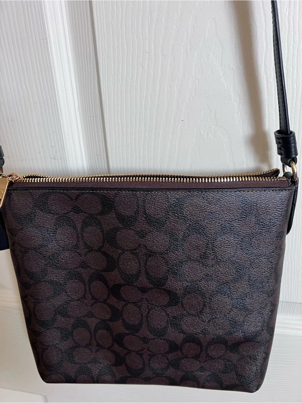 Coach Brown/Blk Signature Rowan Crossbody File bag with Gold Logo